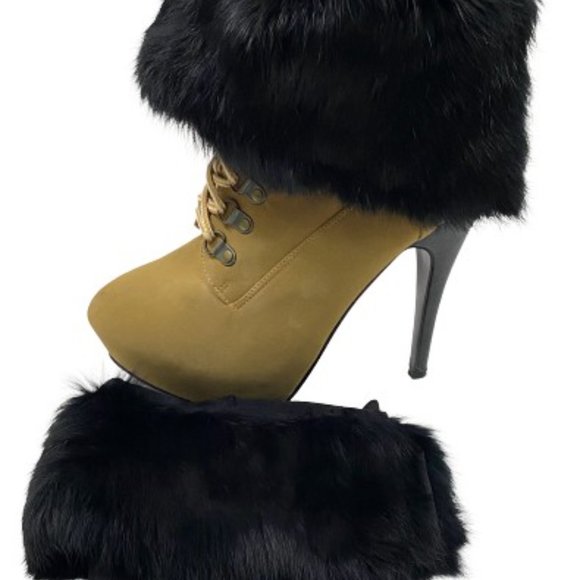 Boot Covers Black Rabbit Fur One Size SKU 0003260-1 - Picture 4 of 7